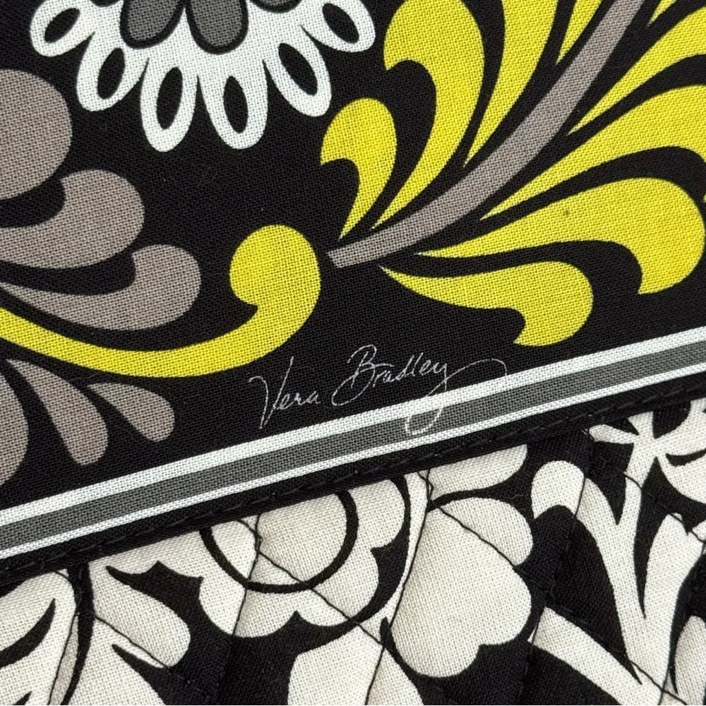 Vera Bradley Baroque Pattern Hanging Travel Bag - Picture 3 of 9